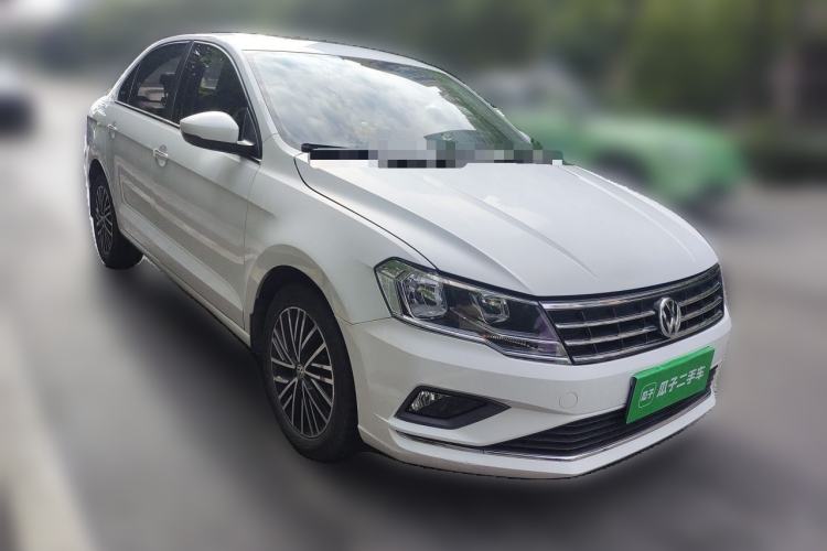 Used Volkswagen Jetta 2019 Dream Edition 1.5L Automatic Comfort Version Front Right 45 Deg