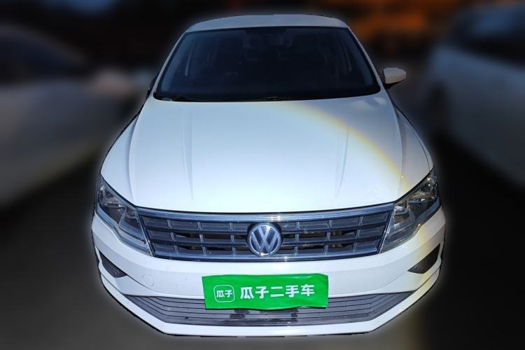 Used Volkswagen Jetta 2019 Dream Edition 1.4L Manual Fashion Version Front