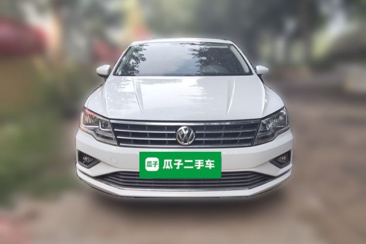 Used Volkswagen Jetta 2019 Dream Edition 1.4L Manual Comfort Version Front