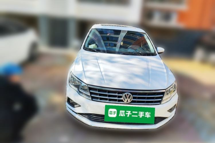 Used Volkswagen Jetta 2019 Dream Edition 1.5L Automatic Comfort Version Front