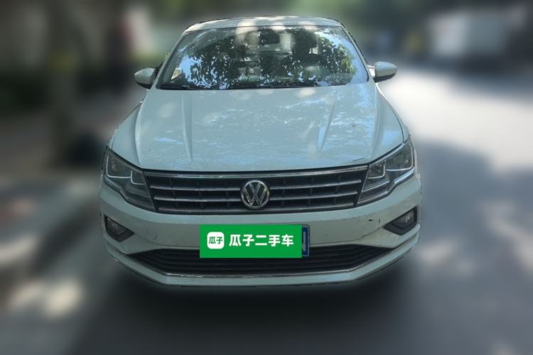 Used Volkswagen Jetta 2019 Dream Edition 1.5L Automatic Comfort Version Front