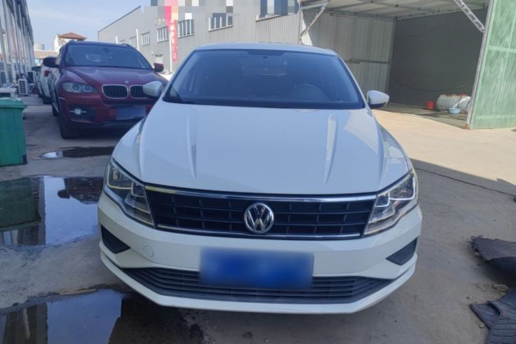 Used Volkswagen Jetta 2019 Dream Edition 1.4L Manual Fashion Version Front
