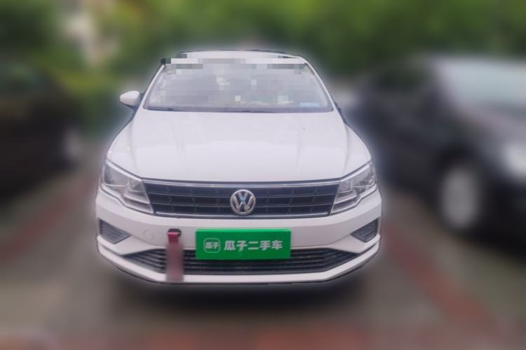 Used Volkswagen Jetta 2019 Dream Edition 1.4L Manual Fashion Version Front