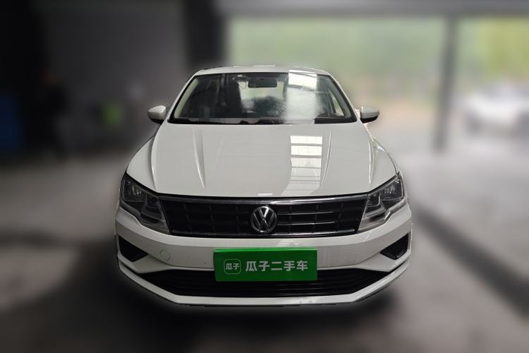 Used Volkswagen Jetta 2019 Dream Edition 1.4L Manual Fashion Version Front