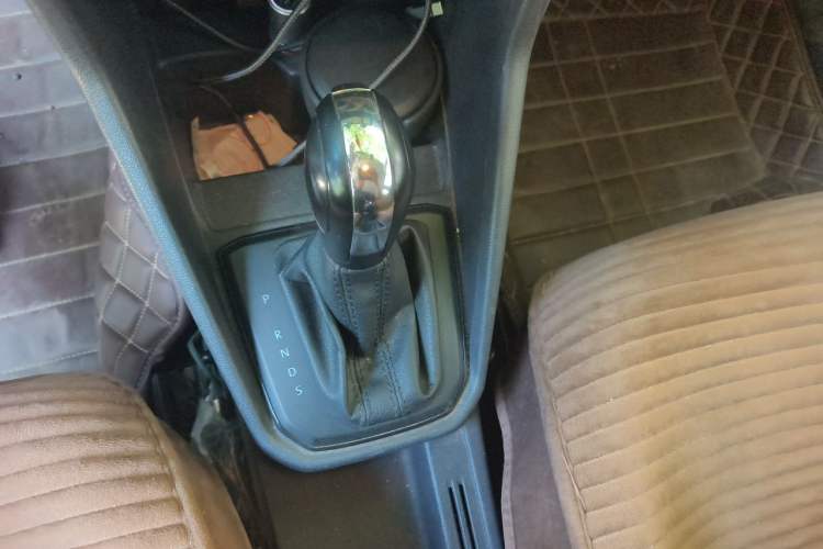 Used Volkswagen Jetta 2019 Dream Edition 1.5L Automatic Fashionable Version Gear Lever