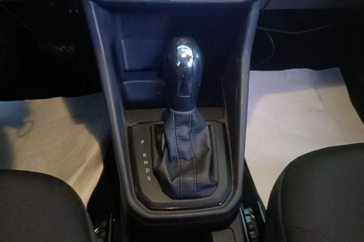 Used Volkswagen Jetta 2019 Dream Edition 1.5L Automatic Fashionable Version Gear Lever