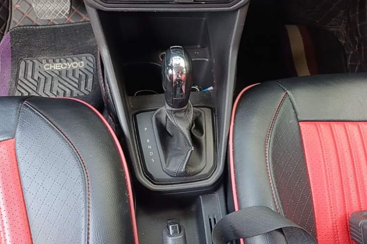 Used Volkswagen Jetta 2019 Dream Edition 1.5L Automatic Fashionable Version Gear Lever