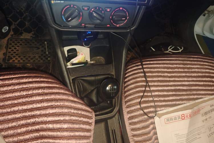Used Volkswagen Jetta 2019 Dream Edition 1.5L Manual Fashion Version Gear Lever