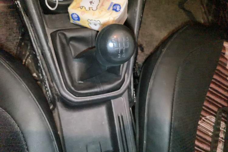 Used Volkswagen Jetta 2019 Dream Edition 1.5L Manual Fashion Version Gear Lever