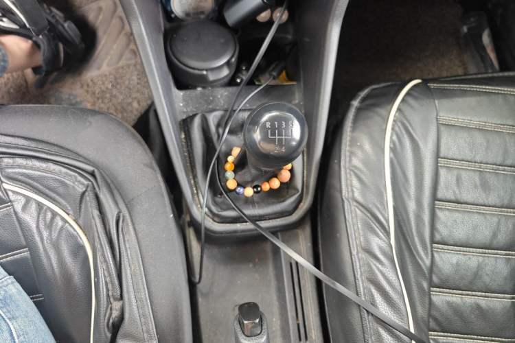 Used Volkswagen Jetta 2019 Dream Edition 1.5L Manual Fashion Version Gear Lever