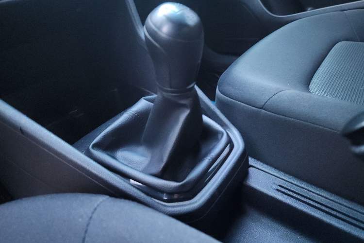 Used Volkswagen Jetta 2019 Dream Edition 1.4L Manual Fashion Version Gear Lever