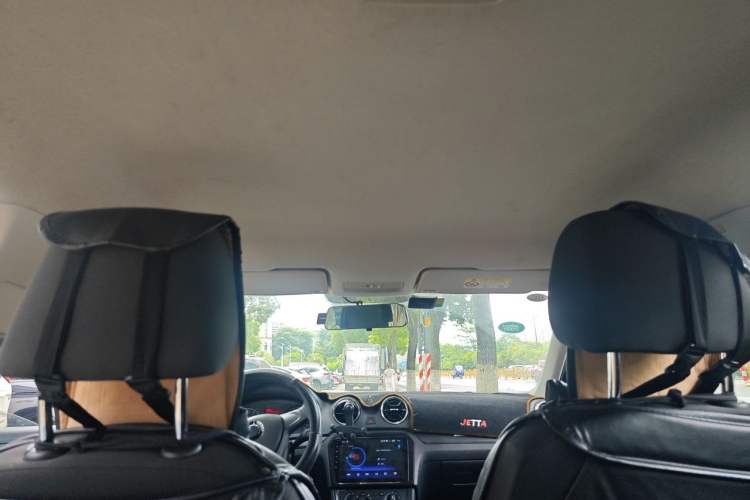 Used Volkswagen Jetta 2019 Dream Edition 1.5L Manual Fashion Version Headliner