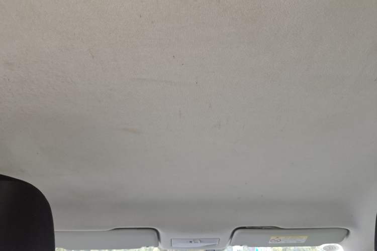 Used Volkswagen Jetta 2019 Dream Edition 1.4L Manual Fashion Version Headliner