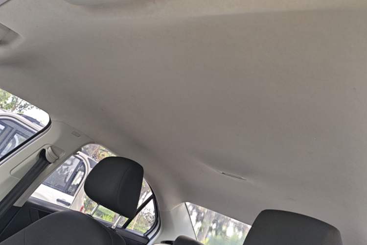 Used Volkswagen Jetta 2019 Dream Edition 1.4L Manual Fashion Version Headliner