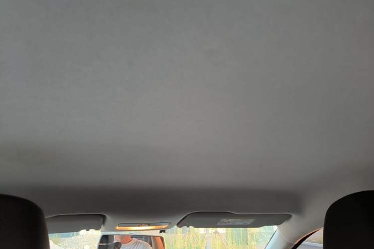 Used Volkswagen Jetta 2019 Dream Edition 1.5L Manual Fashion Version Headliner