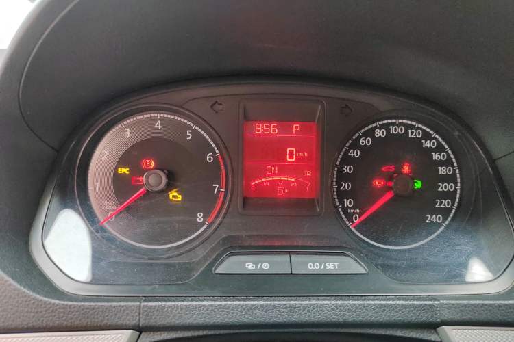 Used Volkswagen Jetta 2019 Dream Edition 1.5L Automatic Comfort Version Instrument Cluster