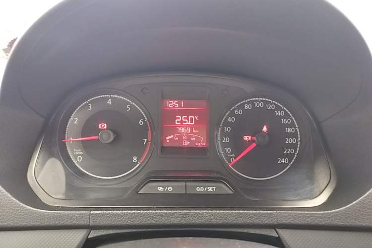 Used Volkswagen Jetta 2019 Dream Edition 1.4L Manual Fashion Version Instrument Cluster