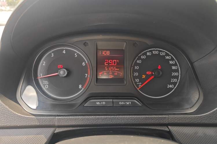 Used Volkswagen Jetta 2019 Dream Edition 1.5L Manual Fashion Version Instrument Cluster