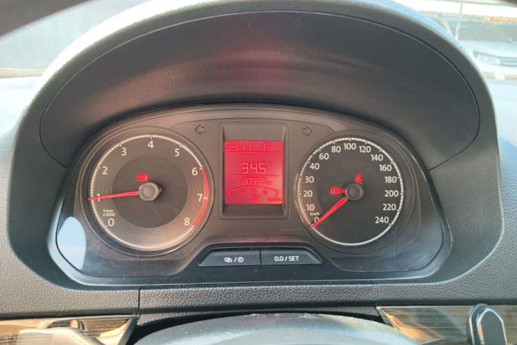 Used Volkswagen Jetta 2019 Dream Edition 1.5L Automatic Fashionable Version Instrument Cluster