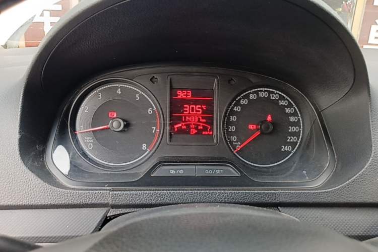 Used Volkswagen Jetta 2019 Dream Edition 1.5L Manual Fashion Version Instrument Cluster