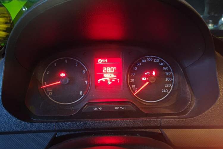 Used Volkswagen Jetta 2019 Dream Edition 1.5L Manual Fashion Version Instrument Cluster