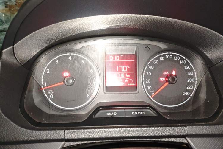 Used Volkswagen Jetta 2019 Dream Edition 1.5L Manual Fashion Version Instrument Cluster