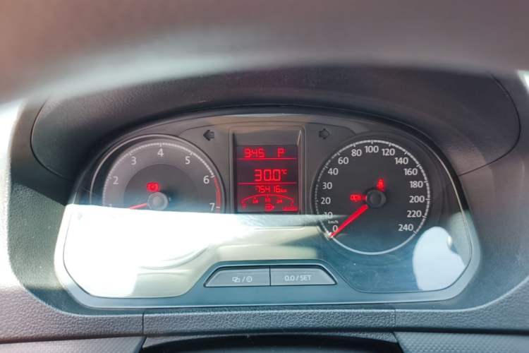 Used Volkswagen Jetta 2019 Dream Edition 1.5L Automatic Fashionable Version Instrument Cluster