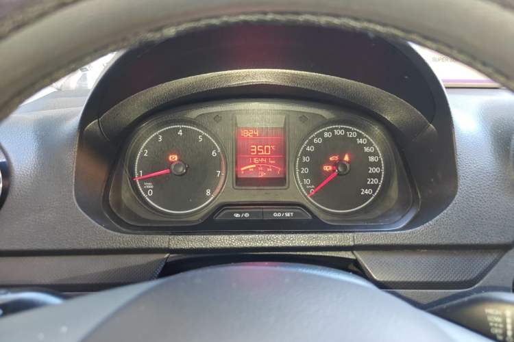 Used Volkswagen Jetta 2019 Dream Edition 1.5L Manual Fashion Version Instrument Cluster