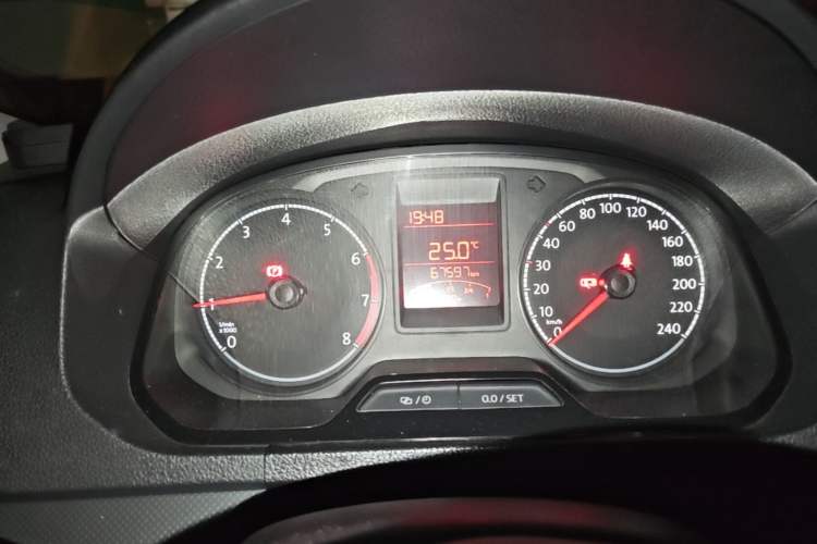 Used Volkswagen Jetta 2019 Dream Edition 1.5L Manual Fashion Version Instrument Cluster