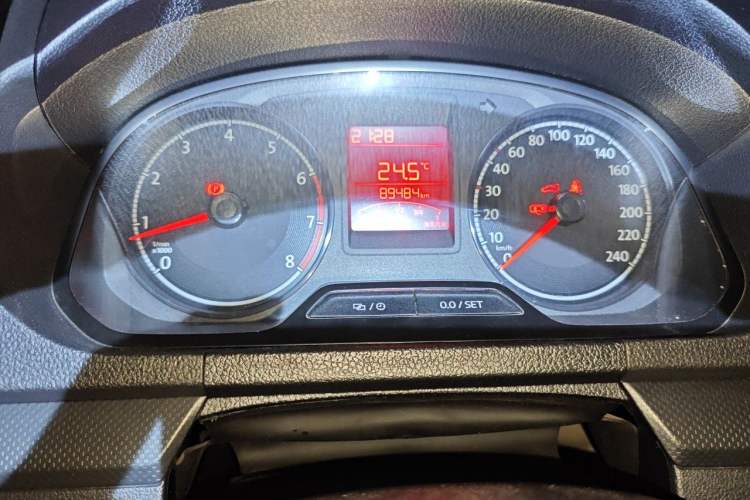 Used Volkswagen Jetta 2019 Dream Edition 1.4L Manual Fashion Version Instrument Cluster