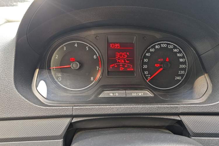 Used Volkswagen Jetta 2019 Dream Edition 1.4L Manual Fashion Version Instrument Cluster
