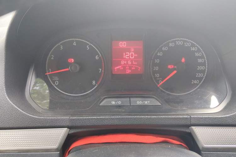 Used Volkswagen Jetta 2019 Dream Edition 1.4L Manual Comfort Version Instrument Cluster