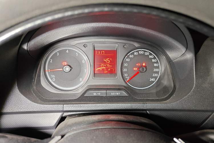 Used Volkswagen Jetta 2019 Dream Edition 1.5L Manual Fashion Version Instrument Cluster