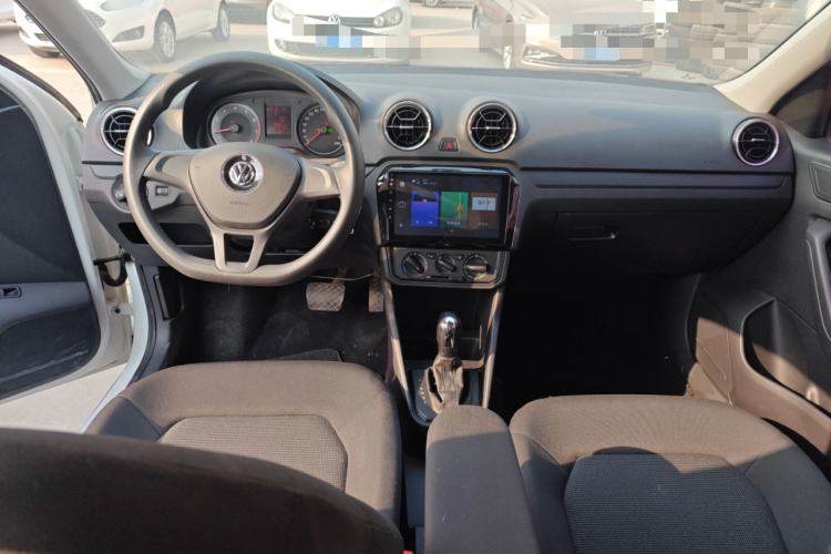 Used Volkswagen Jetta 2019 Dream Edition 1.5L Automatic Fashionable Version Interior 2
