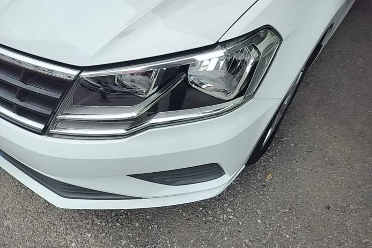 Used Volkswagen Jetta 2019 Dream Edition 1.4L Manual Fashion Version Left Front Headlight