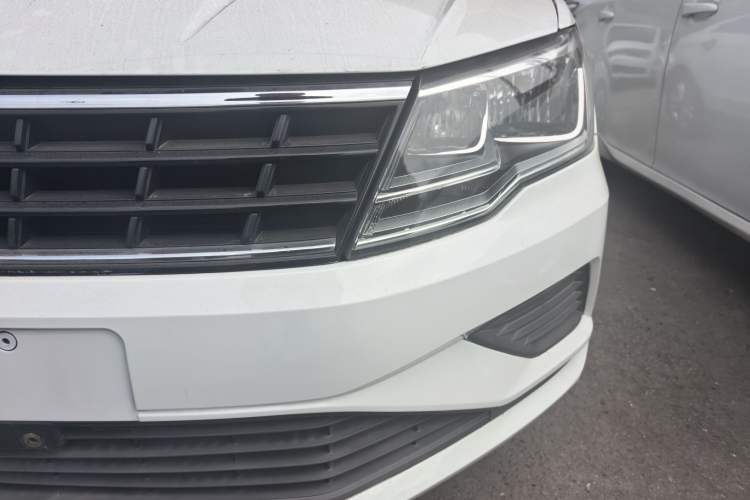 Used Volkswagen Jetta 2019 Dream Edition 1.4L Manual Fashion Version Left Front Headlight