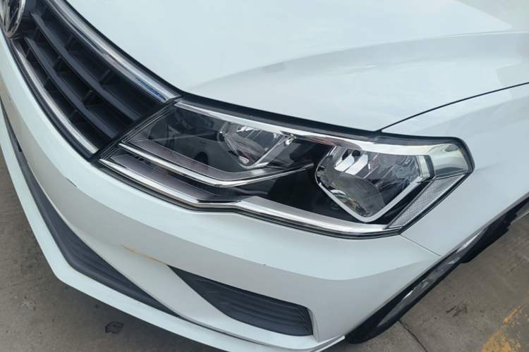 Used Volkswagen Jetta 2019 Dream Edition 1.4L Manual Fashion Version Left Front Headlight