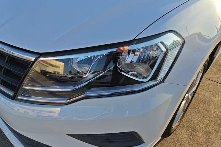 Used Volkswagen Jetta 2019 Dream Edition 1.5L Manual Fashion Version Left Front Headlight