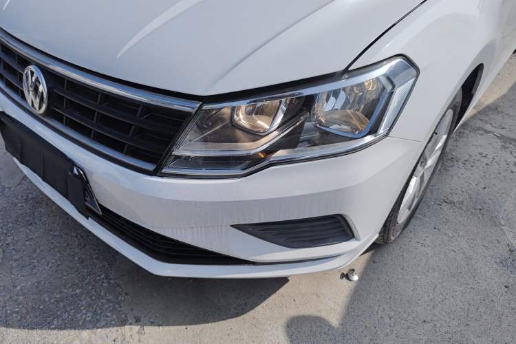 Used Volkswagen Jetta 2019 Dream Edition 1.4L Manual Fashion Version Left Front Headlight
