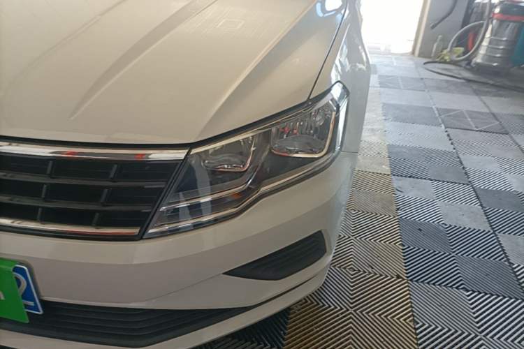 Used Volkswagen Jetta 2019 Dream Edition 1.4L Manual Fashion Version Left Front Headlight