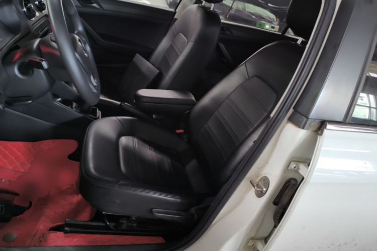 Used Volkswagen Jetta 2019 Dream Edition 1.4L Manual Fashion Version Left Front Seat