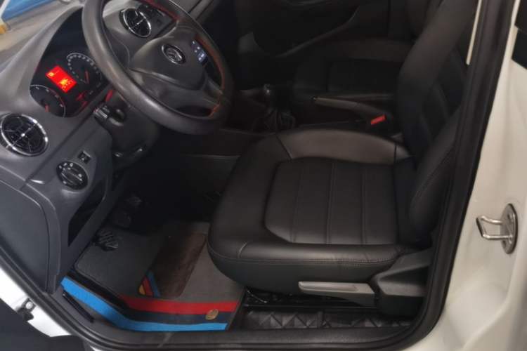 Used Volkswagen Jetta 2019 Dream Edition 1.4L Manual Fashion Version Left Front Seat
