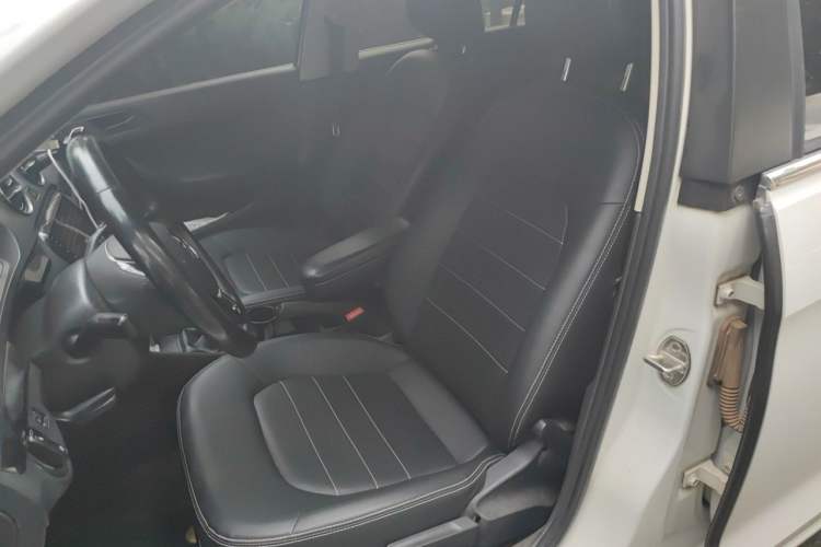 Used Volkswagen Jetta 2019 Dream Edition 1.5L Manual Fashion Version Left Front Seat