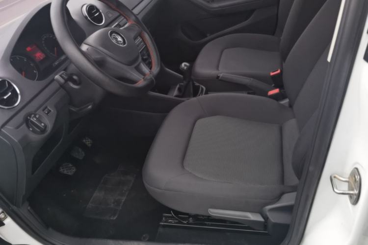 Used Volkswagen Jetta 2019 Dream Edition 1.5L Manual Fashion Version Left Front Seat