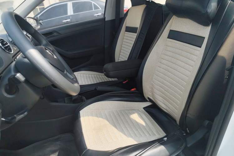 Used Volkswagen Jetta 2019 Dream Edition 1.4L Manual Fashion Version Left Front Seat