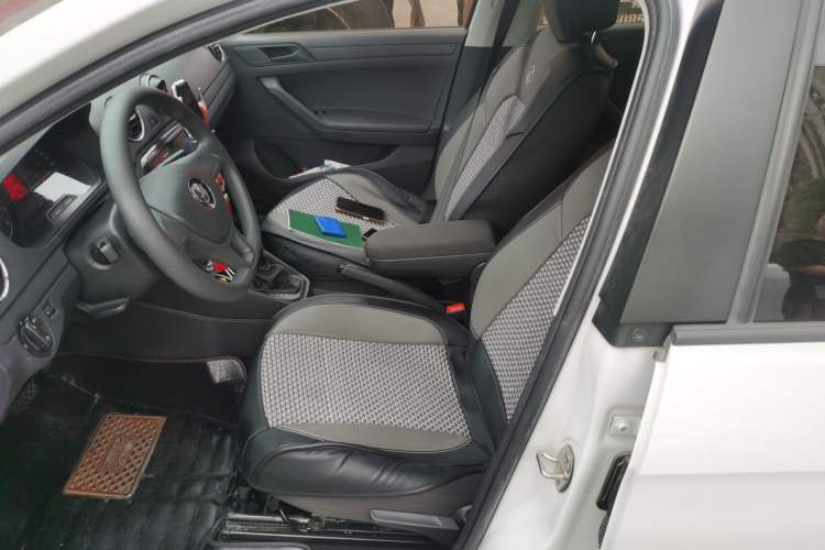 Used Volkswagen Jetta 2019 Dream Edition 1.5L Automatic Fashionable Version Left Front Seat