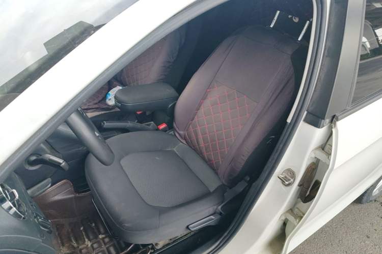 Used Volkswagen Jetta 2019 Dream Edition 1.5L Manual Fashion Version Left Front Seat