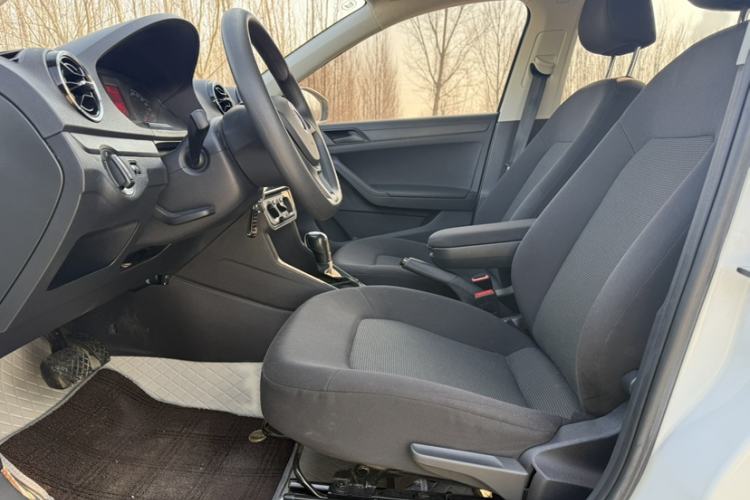 Used Volkswagen Jetta 2019 Dream Edition 1.5L Automatic Fashionable Version Left Front Seat