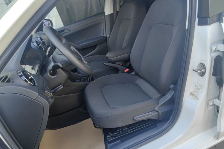 Used Volkswagen Jetta 2019 Dream Edition 1.4L Manual Fashion Version Left Front Seat