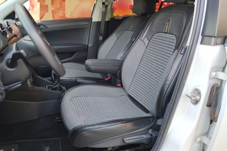 Used Volkswagen Jetta 2019 Dream Edition 1.4L Manual Fashion Version Left Front Seat